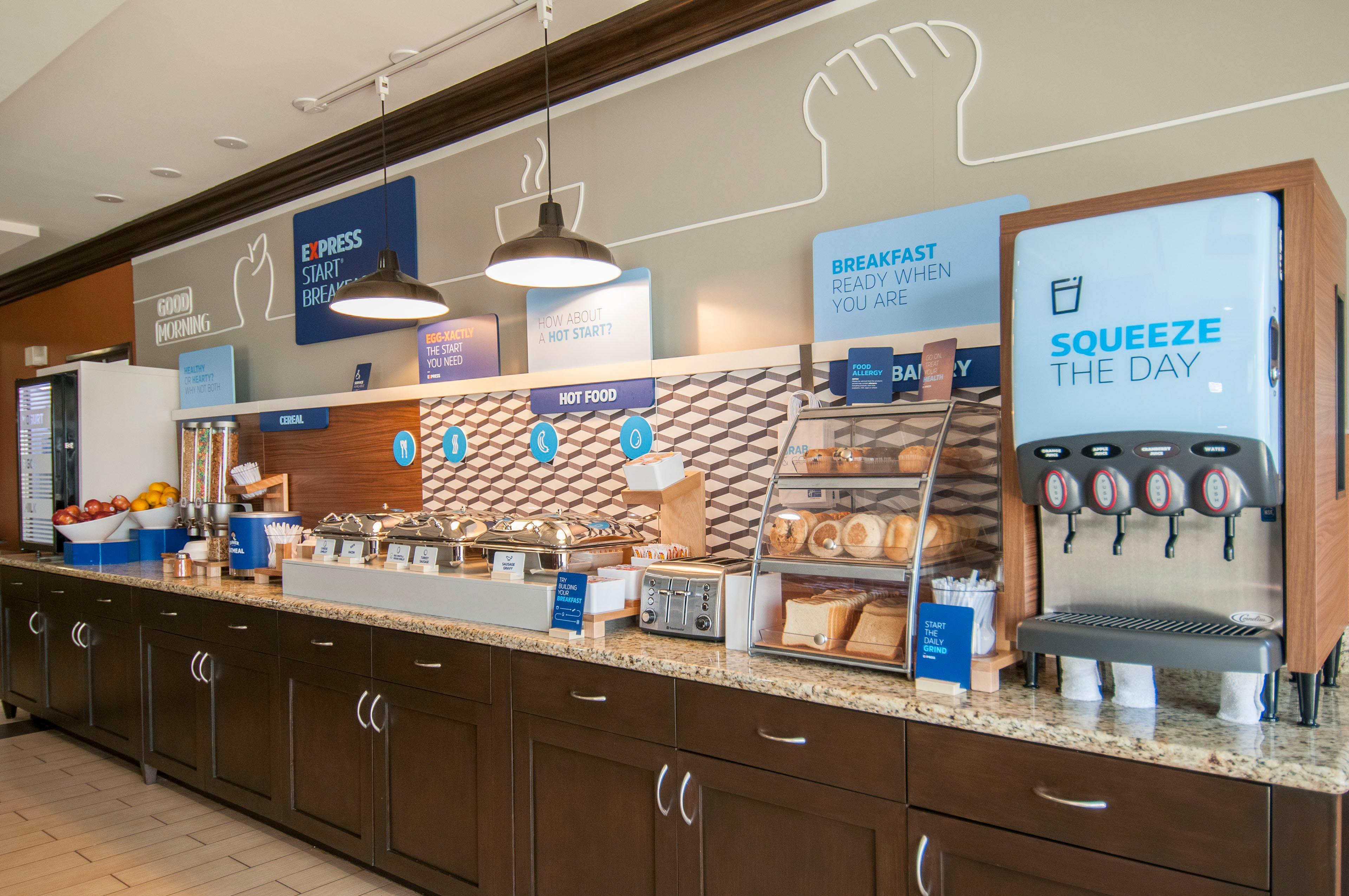 Holiday Inn Express & Suites San Antonio Frost Bank Center By Ihg Екстериор снимка